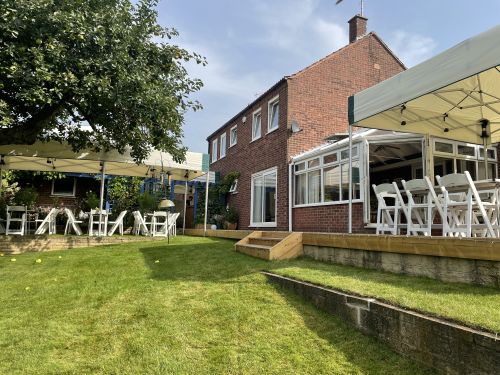 Summer Garden Wedding